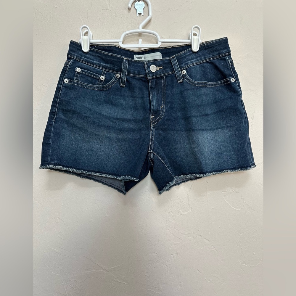 Levi’s Women's Denim Jean Shorts Size 8 W 29 New without tag NWOT